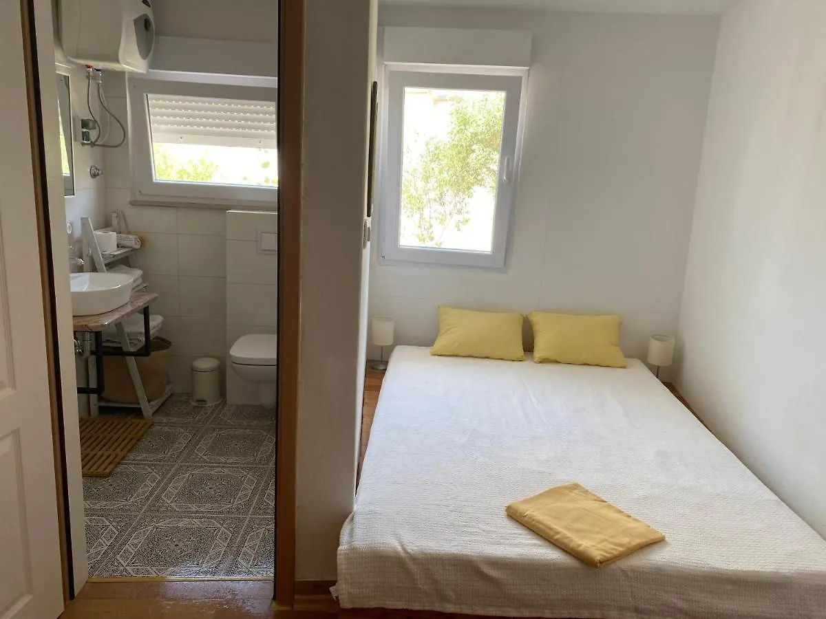 Island Inn Kukljica Croazia